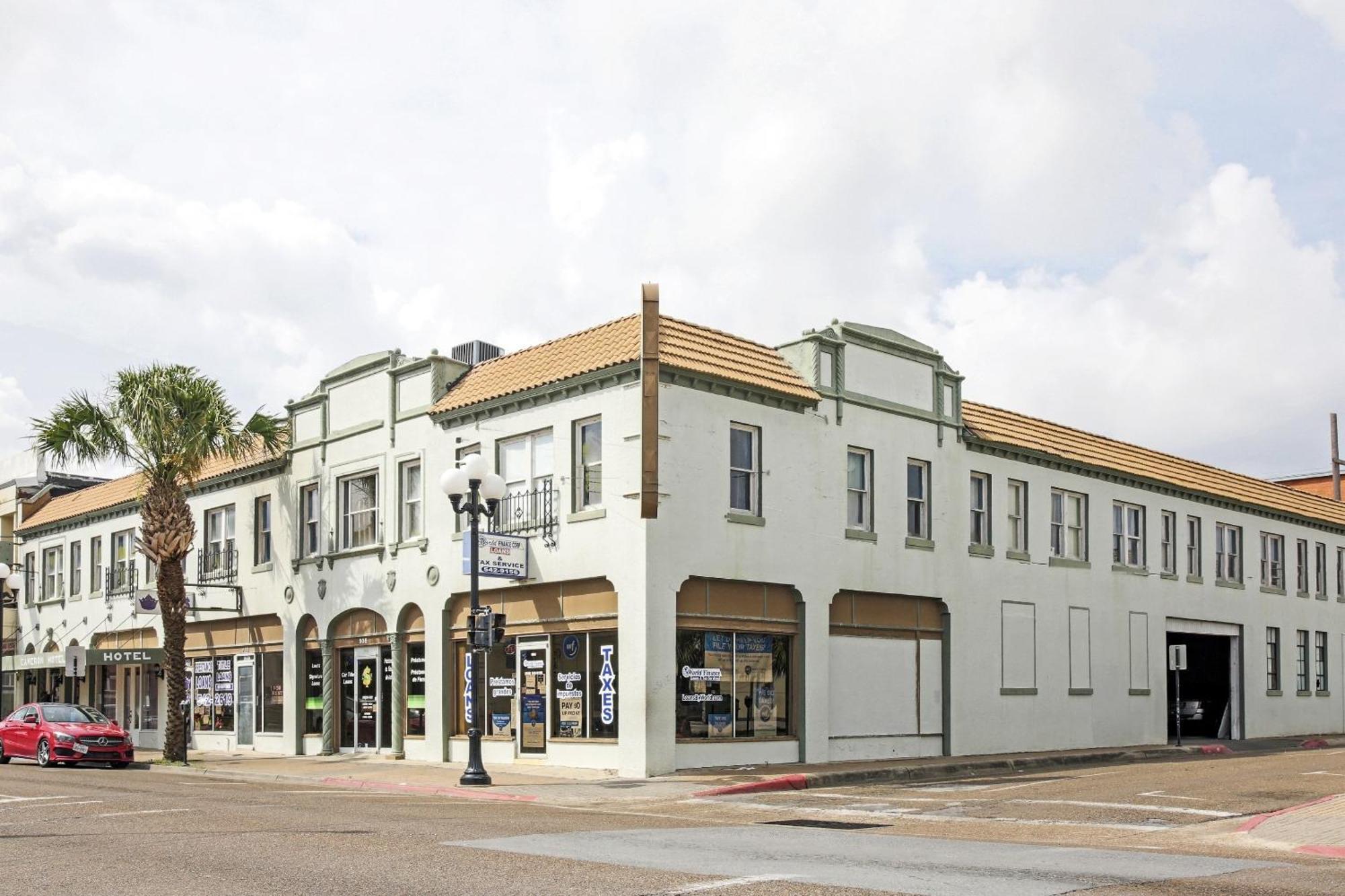 Oyo Historic Cameron Hotel Brownsville I-69E Экстерьер фото